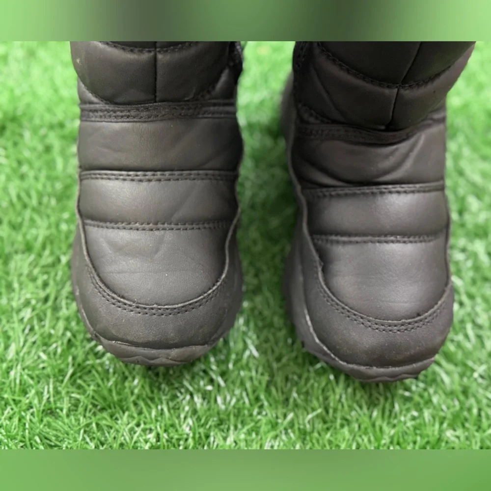 Magellan Kids Black Quilted Winter Boots Size 12D‎
